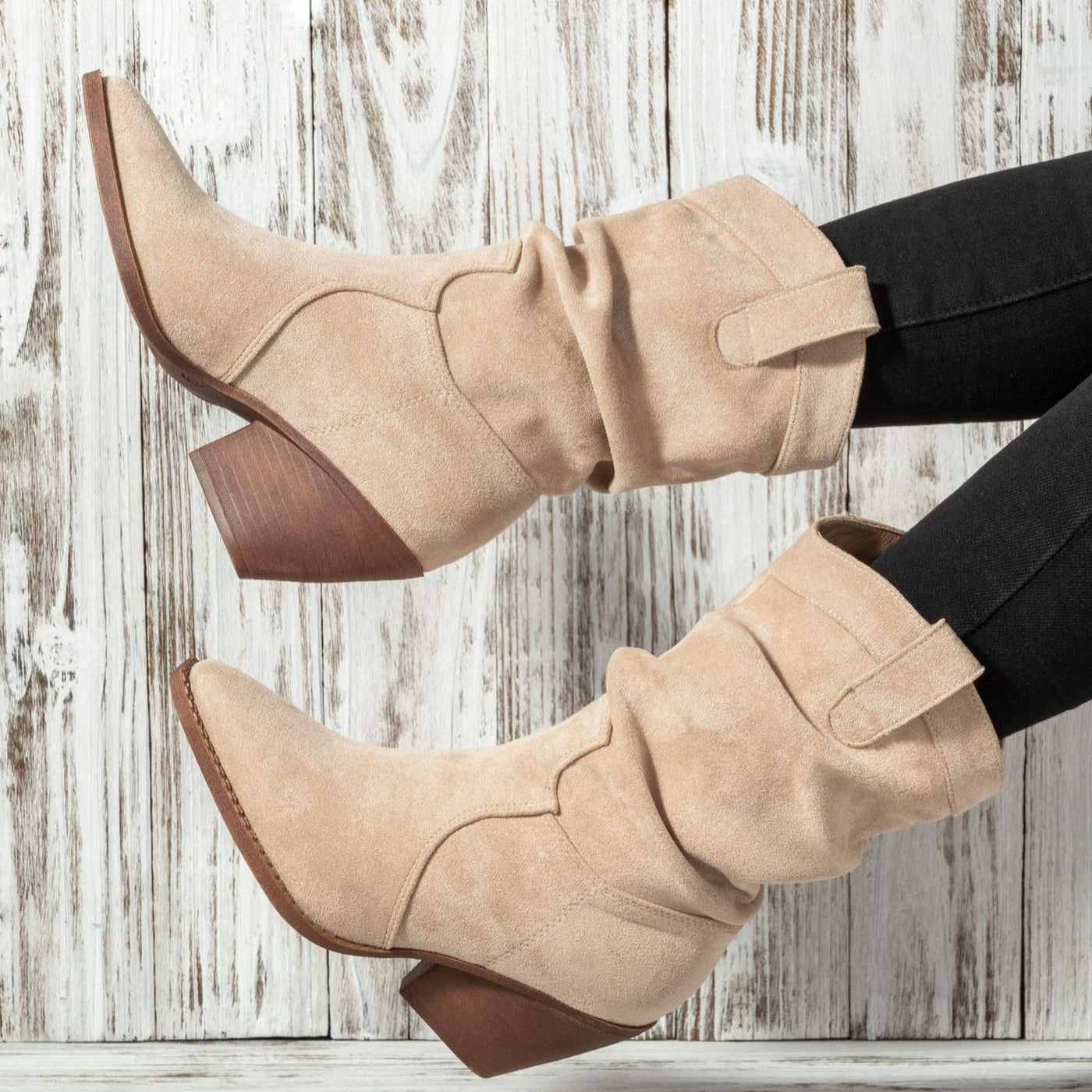 Women's synthetic suede boots with medium heel western style - Liora