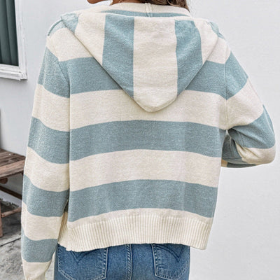 Knitted cardigan with hood and zipper - Wendy