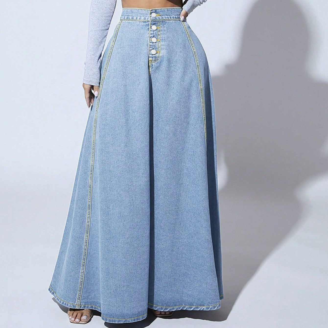 Women's long skirt with high waist and buttons - Martha