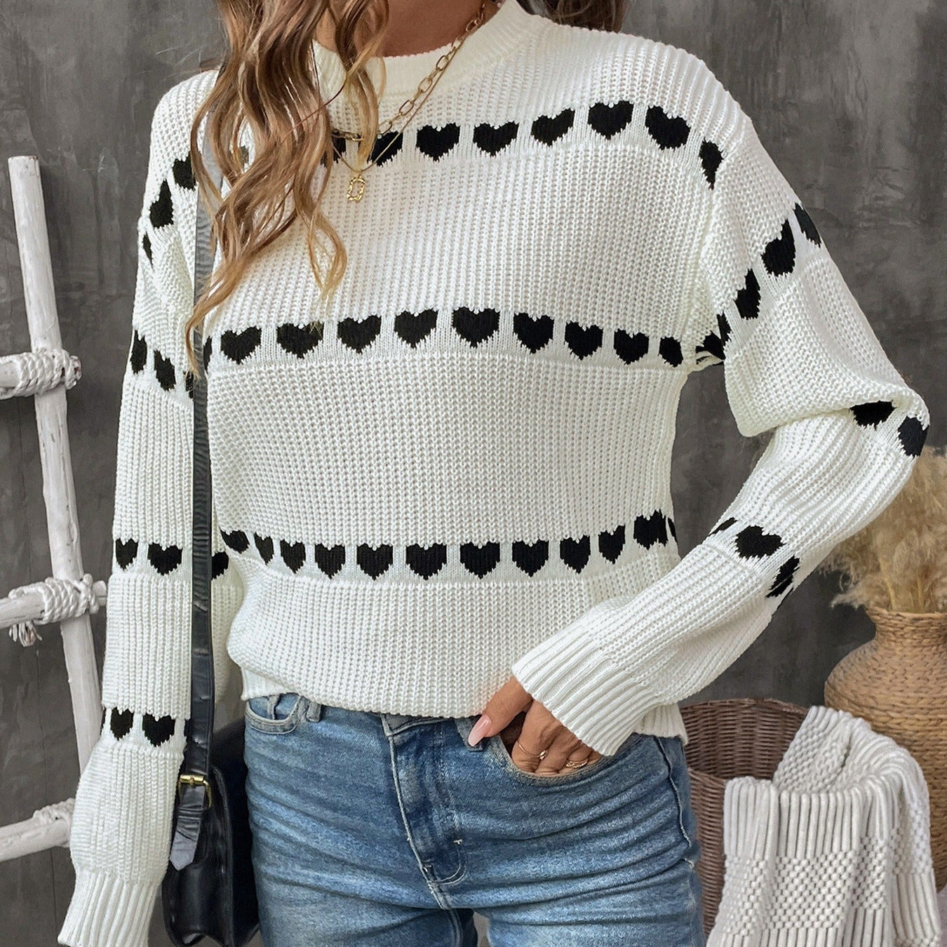 Knitted sweater with embroidered hearts - Calista