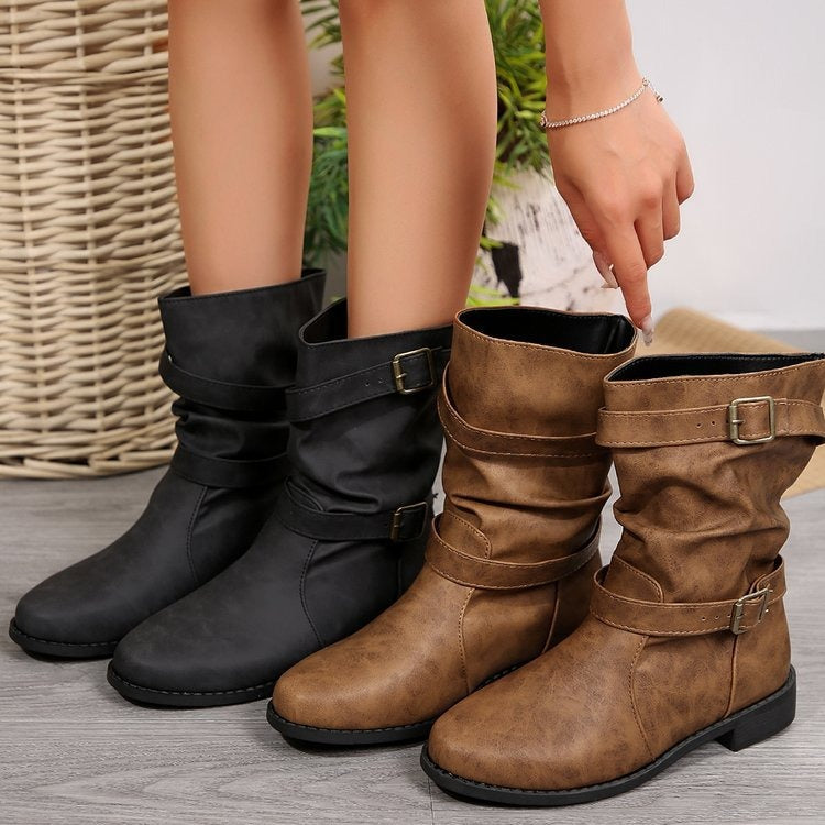 Flat boots with decorative buckles - Sienna