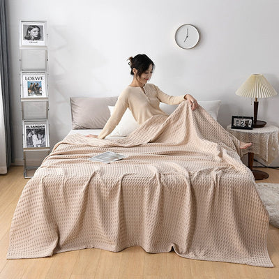 Lightweight cotton blanket