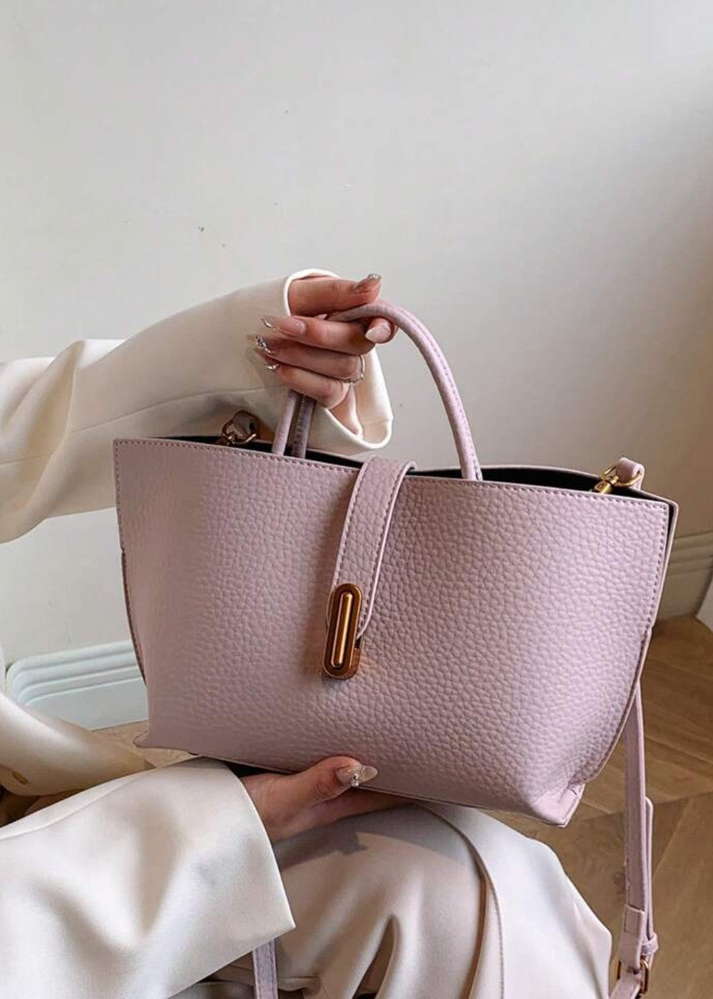 Women's tote bag synthetic leather textured elegant design - Noiré