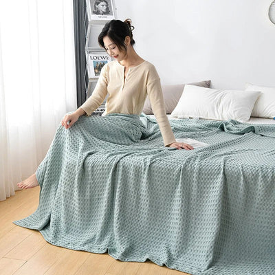 Lightweight cotton blanket