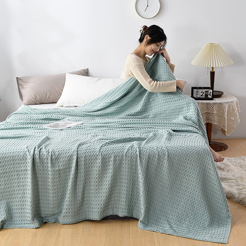 Lightweight cotton blanket