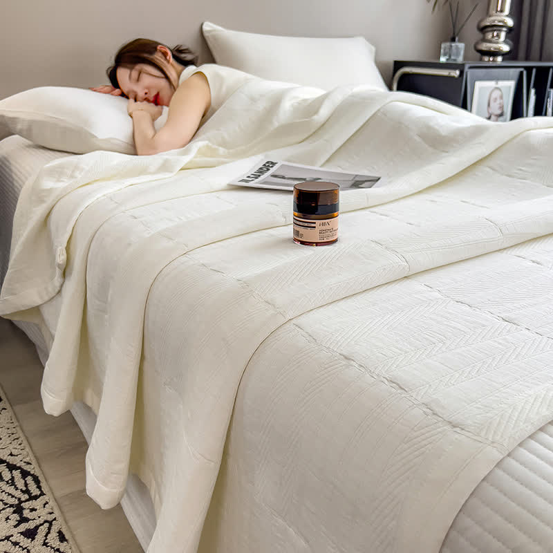 Striped cotton muslin bedspread