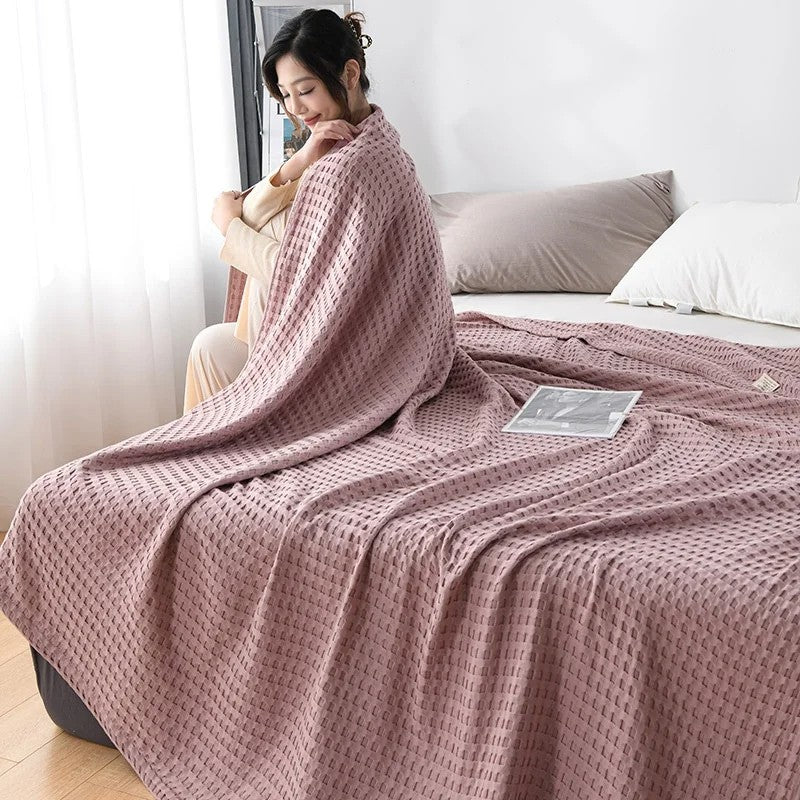 Lightweight cotton blanket