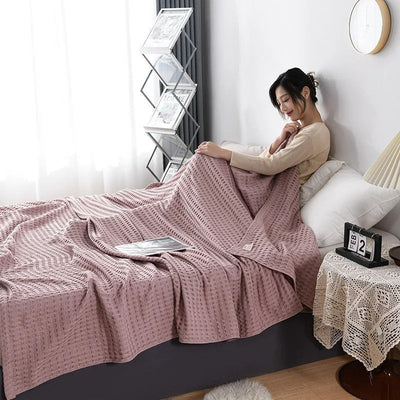 Lightweight cotton blanket